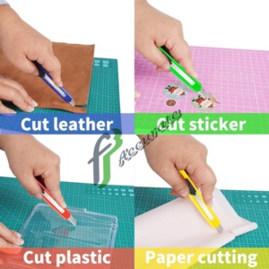 Wide blade box cutter for thick cardboard and plastic